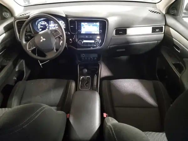 Mitsubishi Outlander 2018