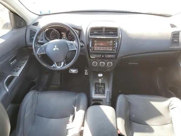 Mitsubishi Outlander 2018