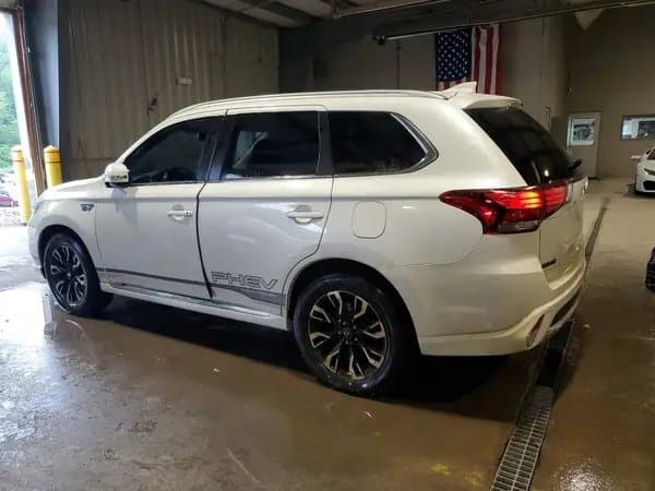 Mitsubishi Outlander 2018