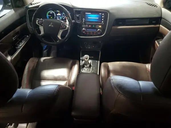 Mitsubishi Outlander 2018