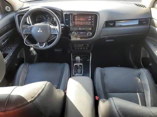 Mitsubishi Outlander 2018