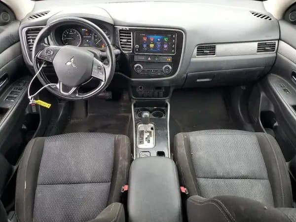 Mitsubishi Outlander 2018