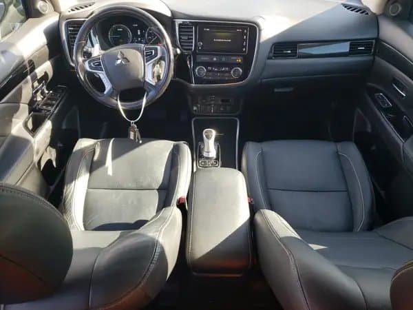 Mitsubishi Outlander 2018