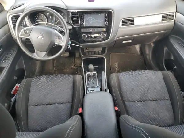 Mitsubishi Outlander 2018