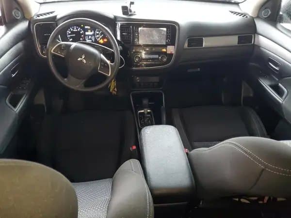 Mitsubishi Outlander 2018