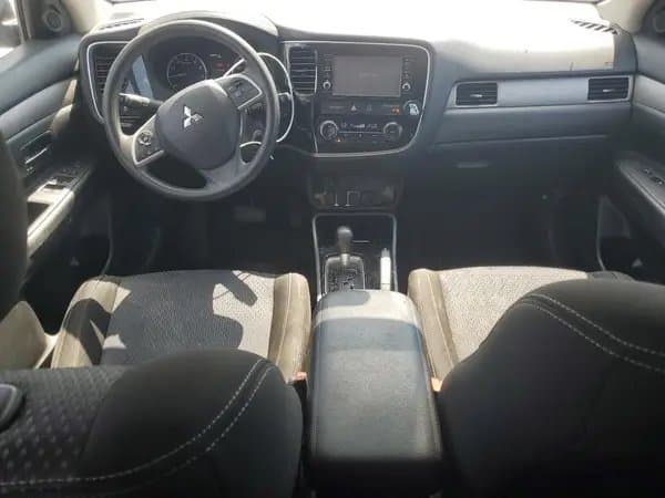 Mitsubishi Outlander 2018