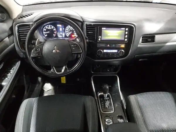 Mitsubishi Outlander 2018