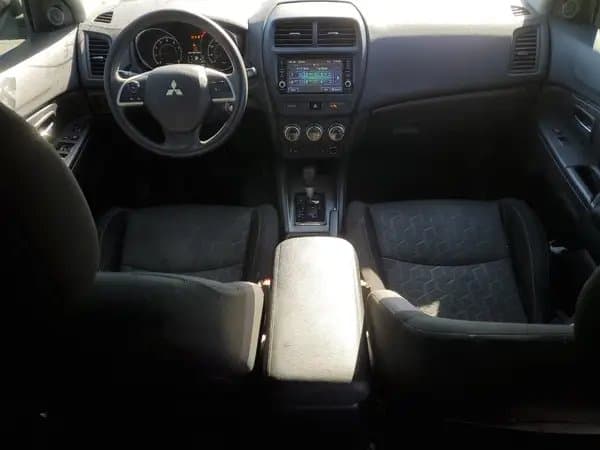 Mitsubishi Outlander 2020