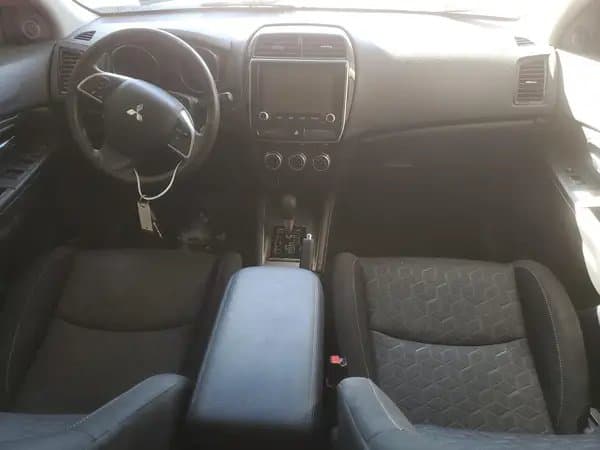 Mitsubishi Outlander 2020