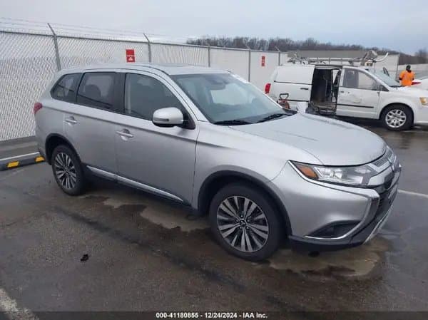 Mitsubishi Outlander 2020