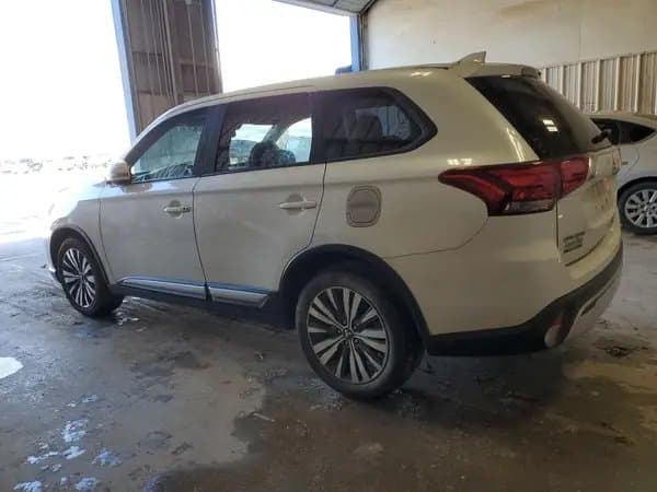 Mitsubishi Outlander 2020