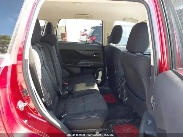 Mitsubishi Outlander 2020
