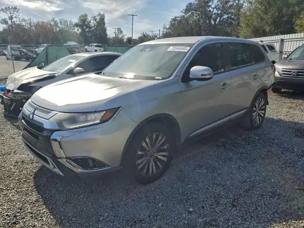 Mitsubishi Outlander 2020