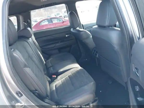 Mitsubishi Outlander 2020
