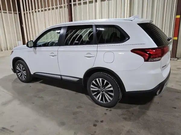 Mitsubishi Outlander 2020
