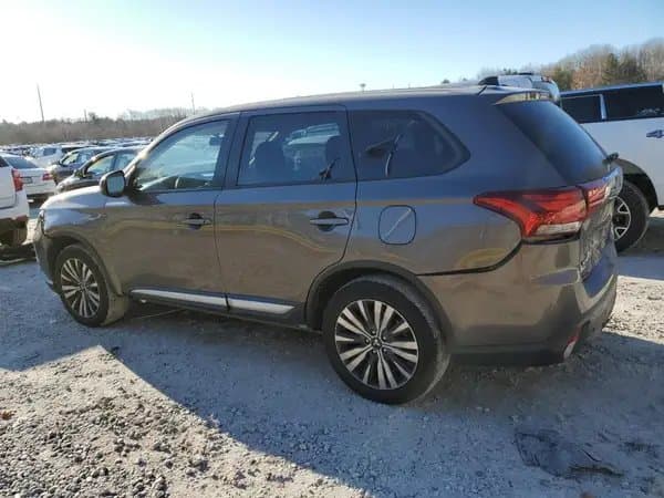 Mitsubishi Outlander 2020