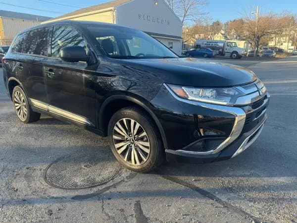 Mitsubishi Outlander 2020
