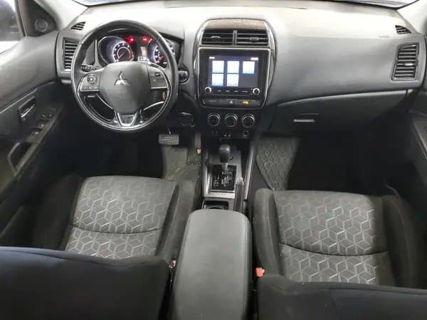 Mitsubishi Outlander 2021