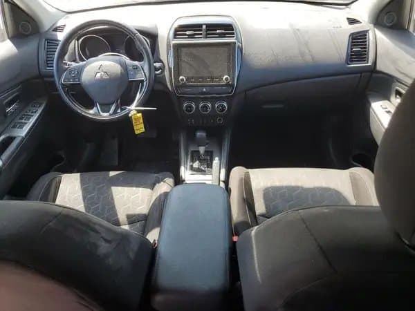 Mitsubishi Outlander 2021