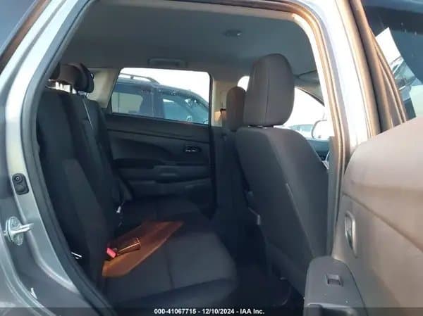 Mitsubishi Outlander 2021