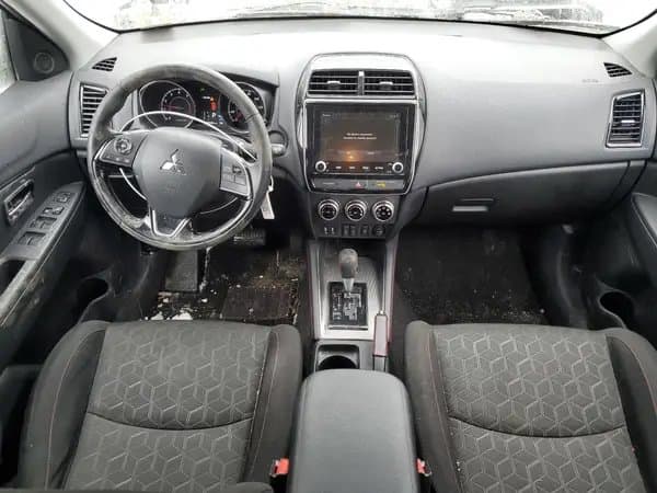 Mitsubishi Outlander 2021