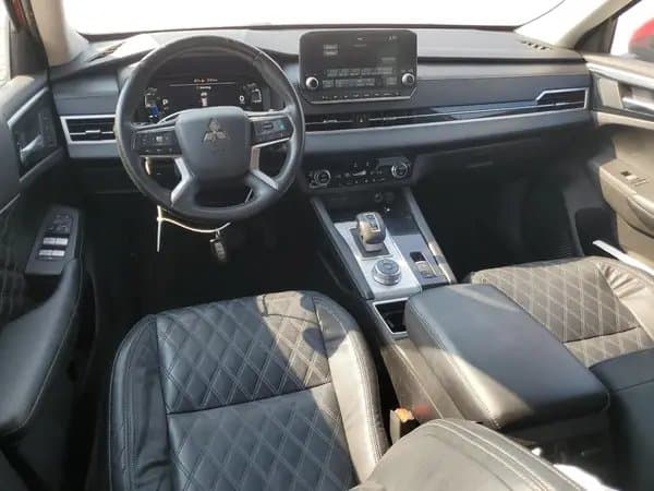 Mitsubishi Outlander 2022