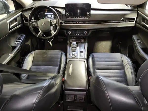 Mitsubishi Outlander 2022