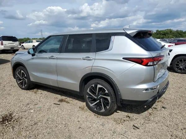 Mitsubishi Outlander 2022