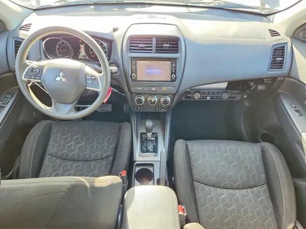 Mitsubishi Outlander 2022