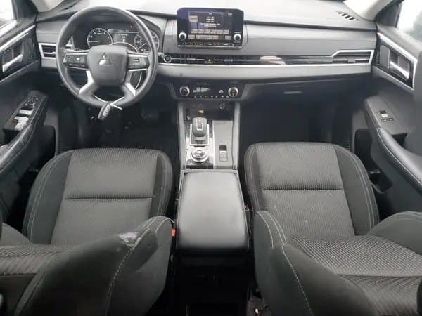 Mitsubishi Outlander 2022