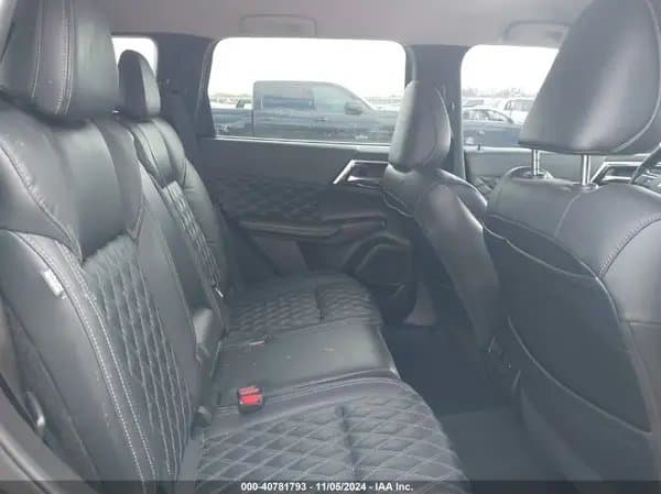Mitsubishi Outlander 2022