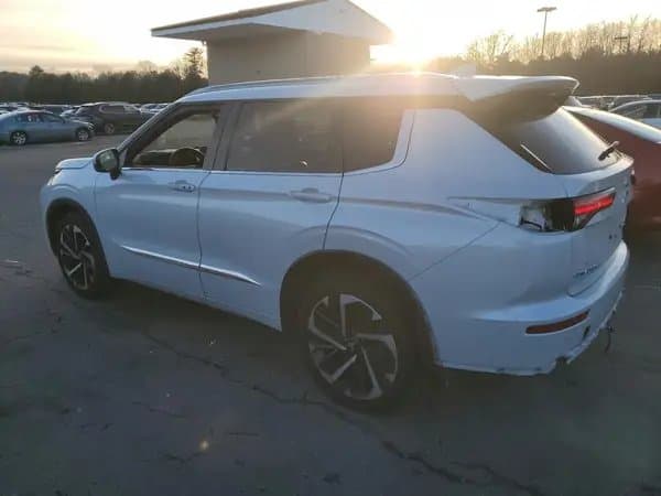 Mitsubishi Outlander 2022