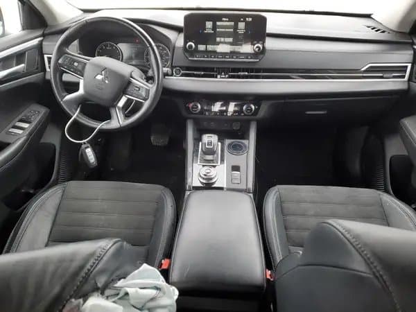 Mitsubishi Outlander 2022