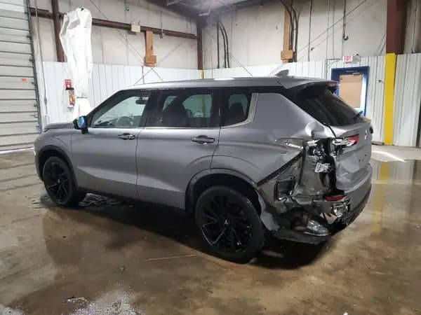 Mitsubishi Outlander 2022