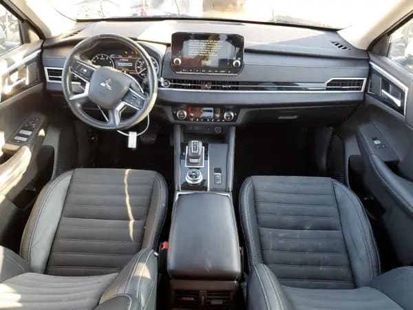 Mitsubishi Outlander 2022