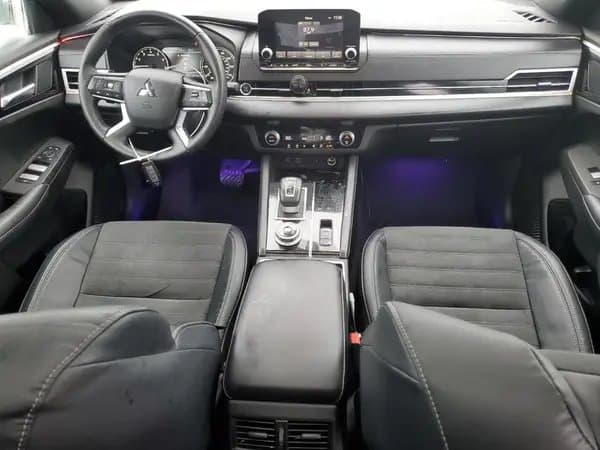 Mitsubishi Outlander 2022