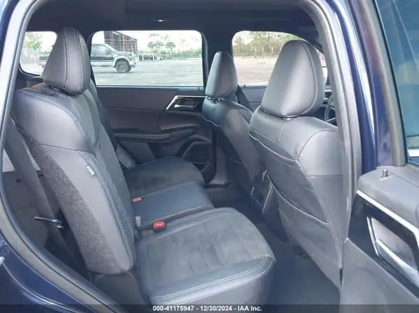 Mitsubishi Outlander 2022