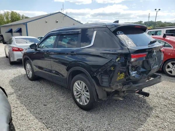 Mitsubishi Outlander 2023