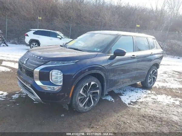 Mitsubishi Outlander 2023