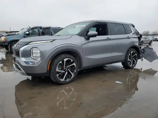 Mitsubishi Outlander 2023