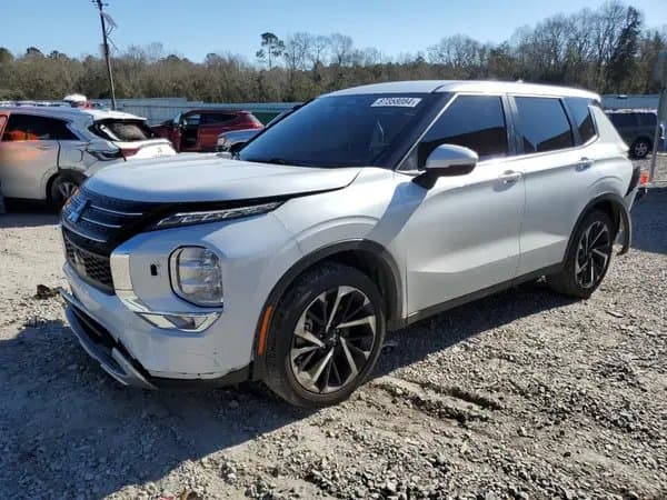 Mitsubishi Outlander 2023