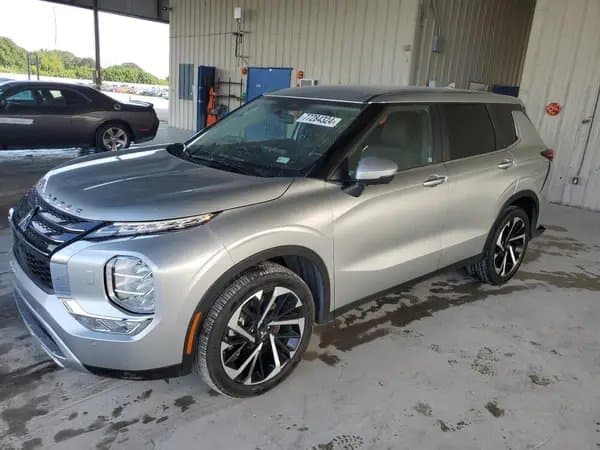 Mitsubishi Outlander 2023