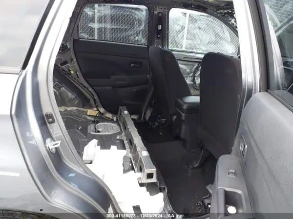 Mitsubishi Outlander 2024