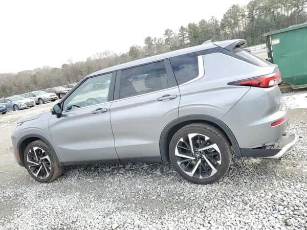 Mitsubishi Outlander 2024