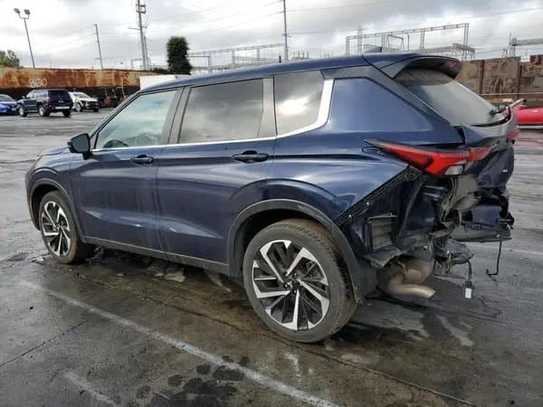 Mitsubishi Outlander 2024