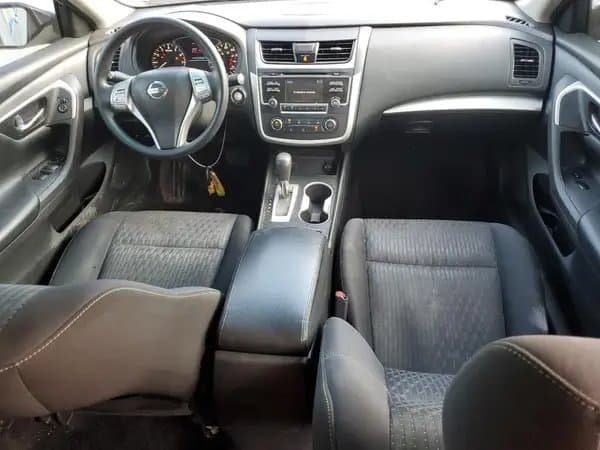 Nissan Altima 2016