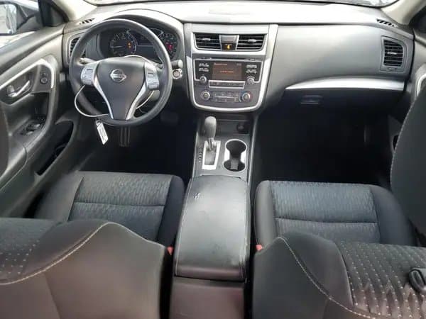 Nissan Altima 2016