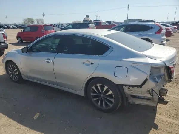 Nissan Altima 2017
