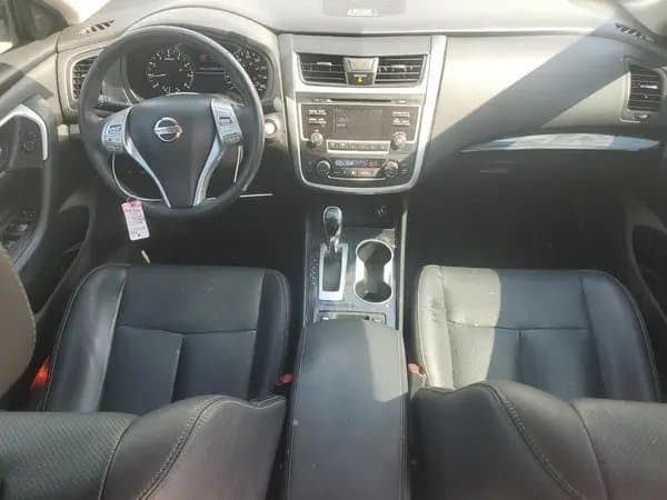 Nissan Altima 2017