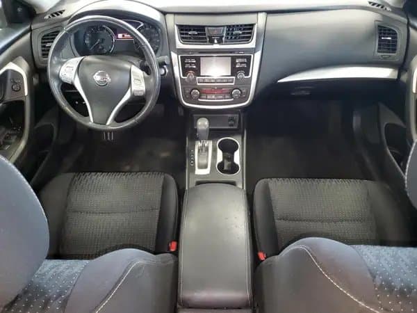 Nissan Altima 2017